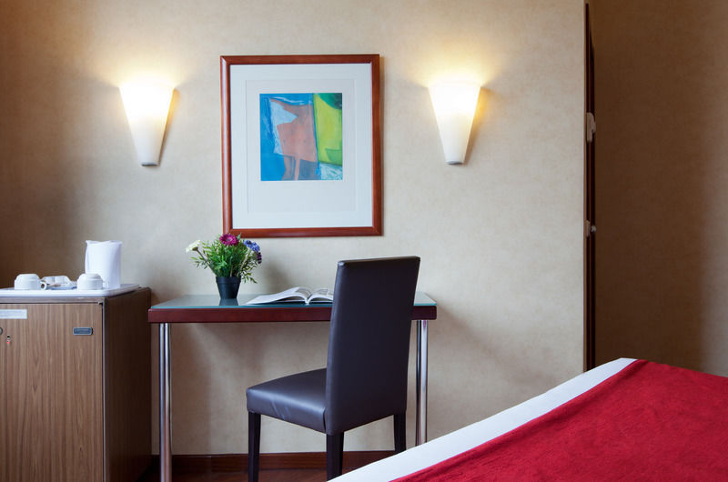Hotel Arosa Madrid Eksteriør bilde