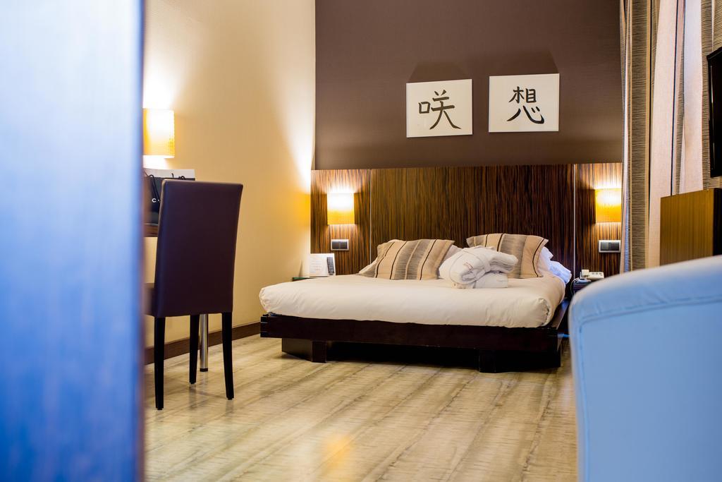 Hotel Arosa Madrid Eksteriør bilde