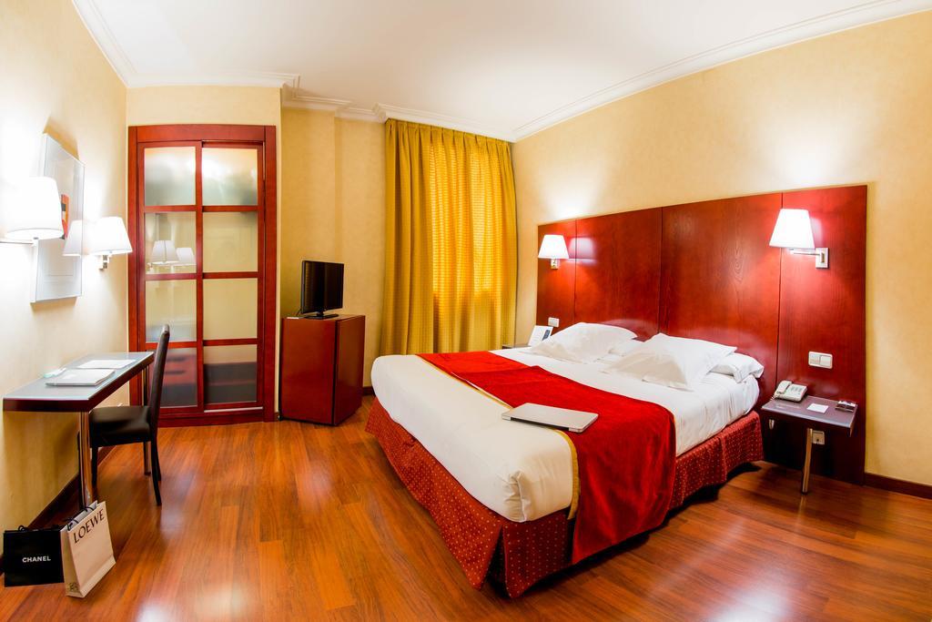 Hotel Arosa Madrid Eksteriør bilde