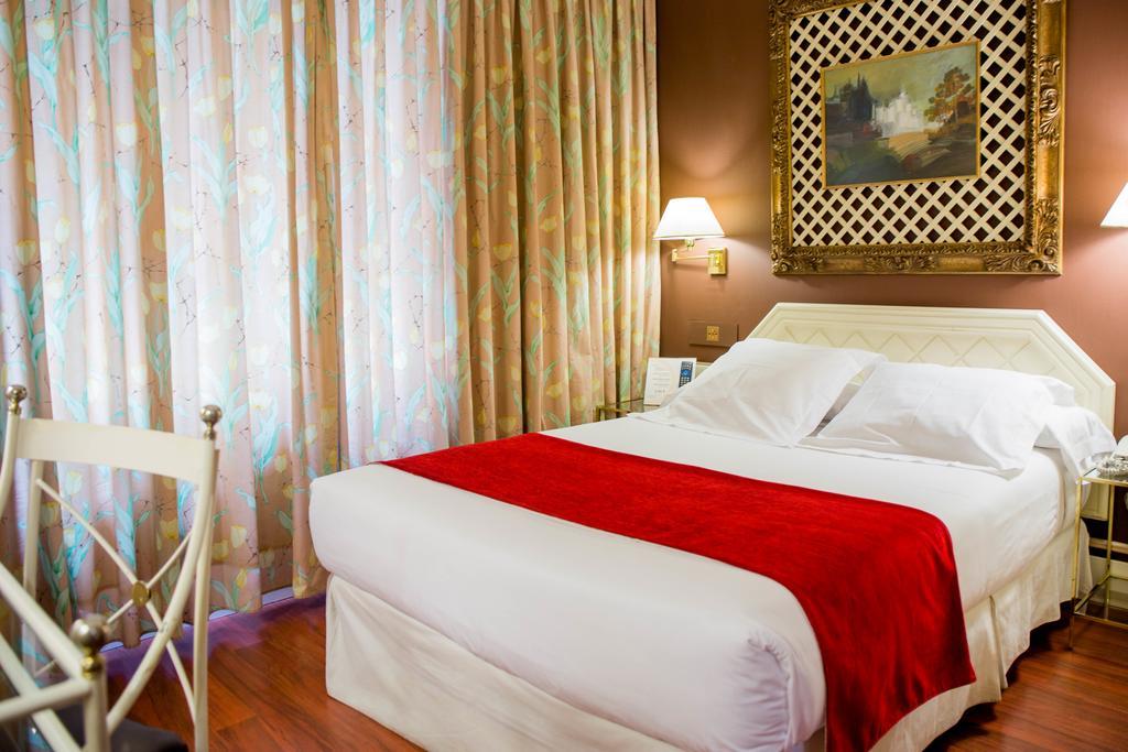 Hotel Arosa Madrid Eksteriør bilde