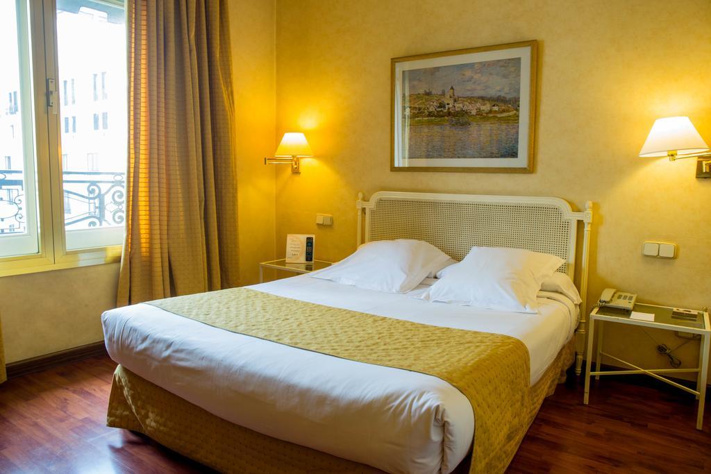 Hotel Arosa Madrid Eksteriør bilde